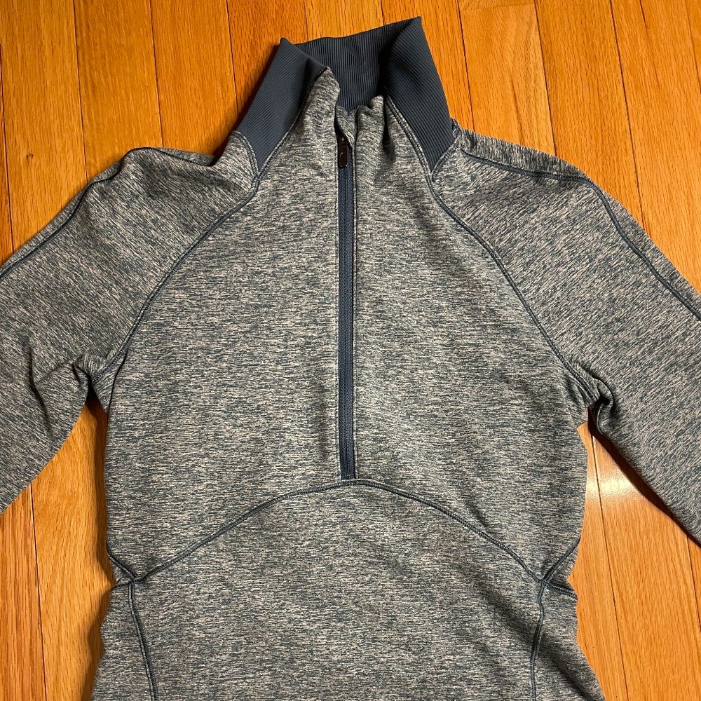 Lululemon Quarter zip - Size 2